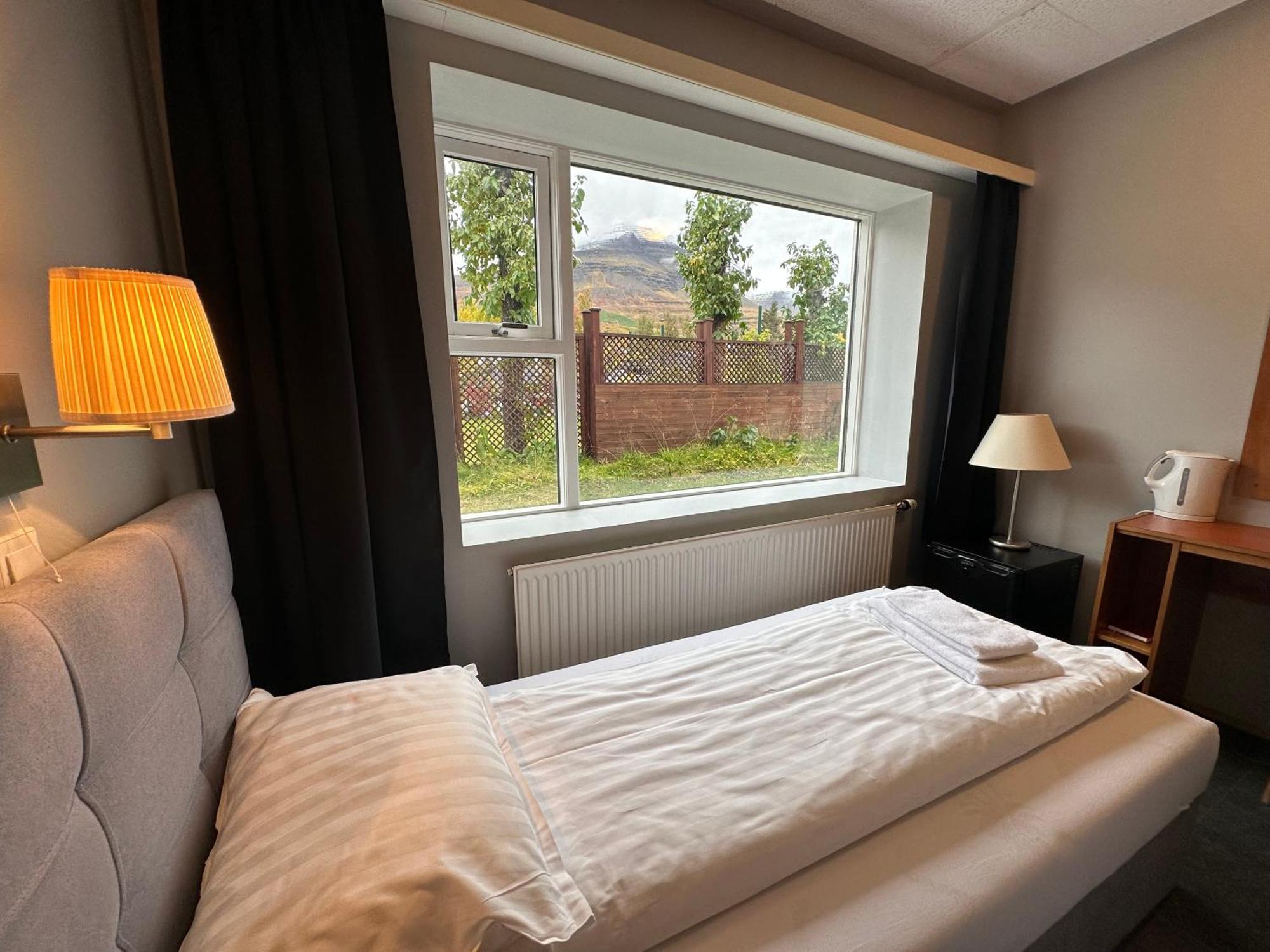 Hotel Austur Reydarfjordur 外观 照片